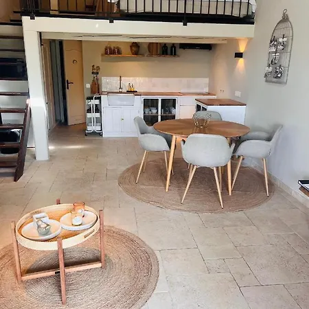 Le Mouron Rouge Apartment La Garde-Freinet