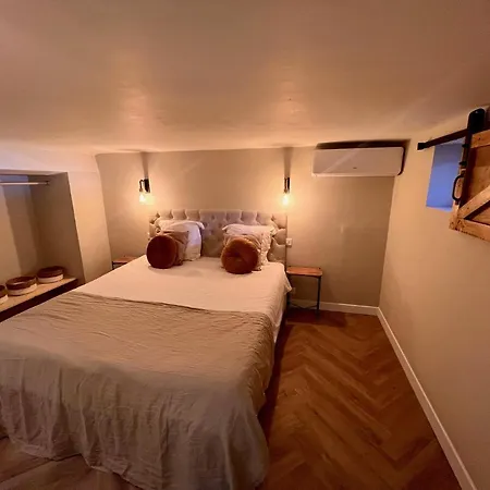Apartment Le Mouron Rouge *