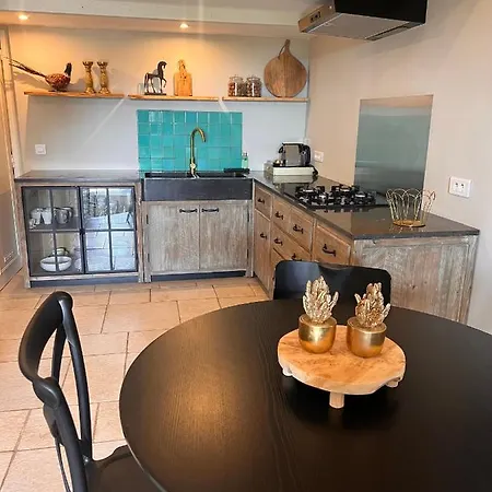 Apartment Le Mouron Rouge